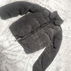 Gray Gap Puffer Size M (8) Youth